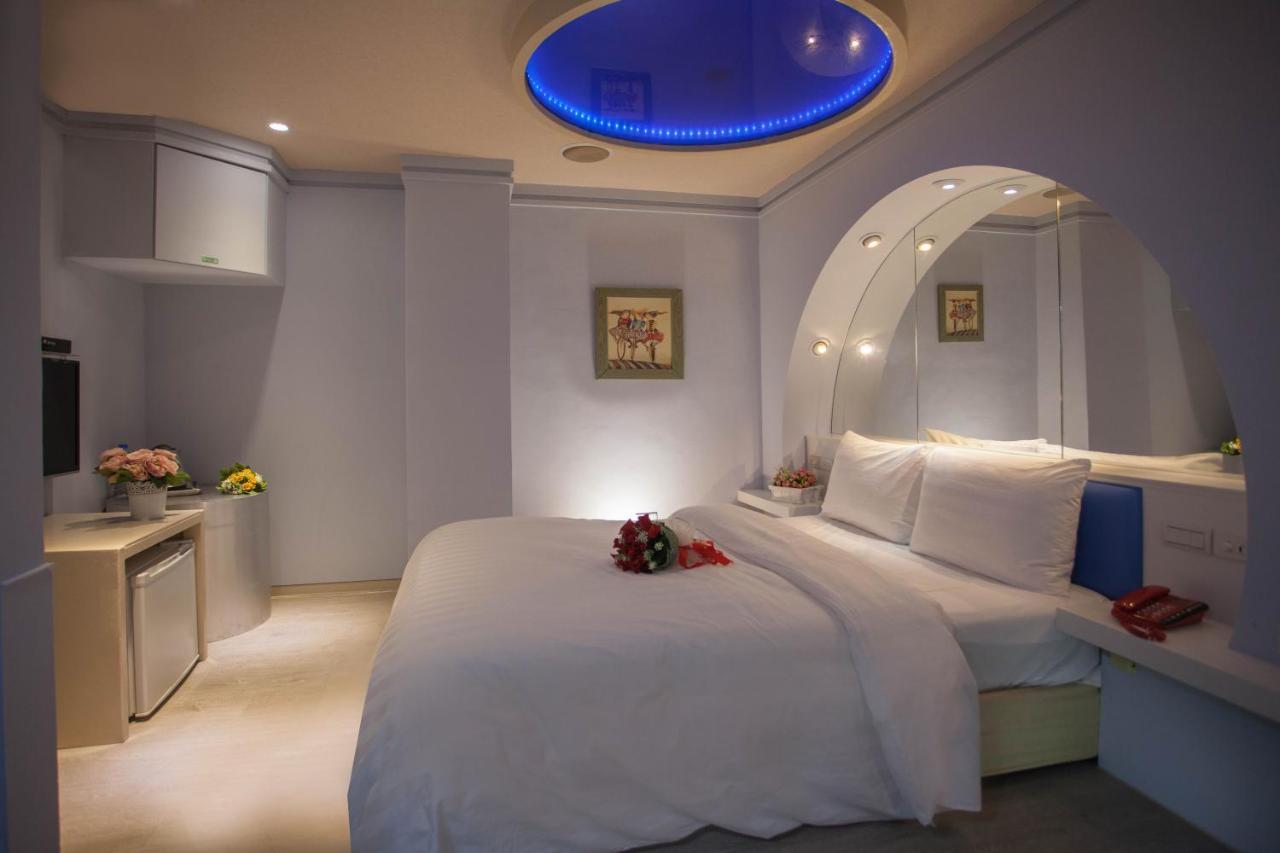 Showart Hotel Tajpej Zewnętrze zdjęcie